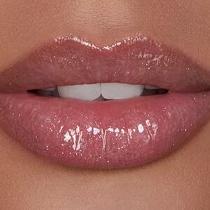 Halo Hourglass UNREAL™ HIGH SHINE VOLUMIZING LIP GLOSS